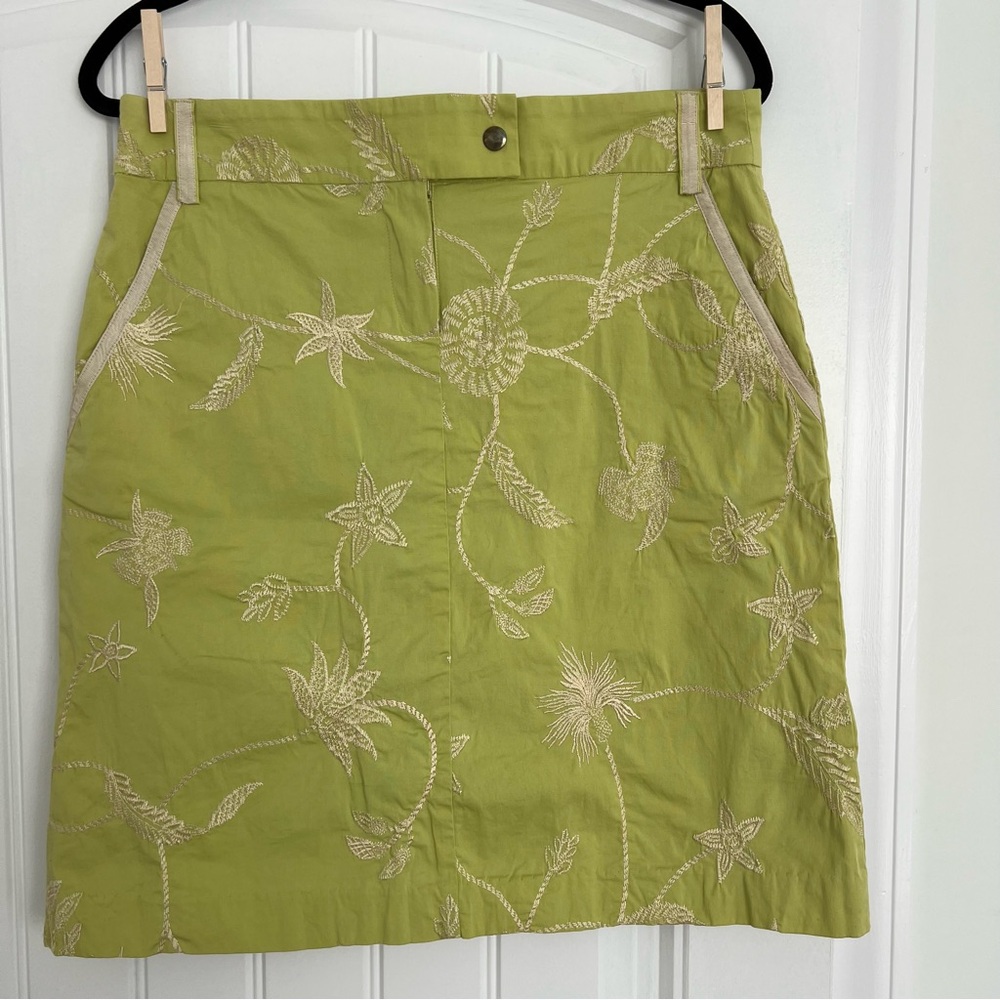 Green Embroidered Women's Skirt